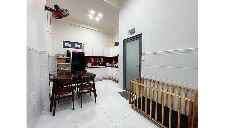 BÁN NHÀ  2 MẶT TẠI THỦ ĐỨC, TIỀN HẺM XE HƠI ,115M2 ĐÃ HOÀN CÔNG, GIÁ CHỈ CÒN 6 TỶ